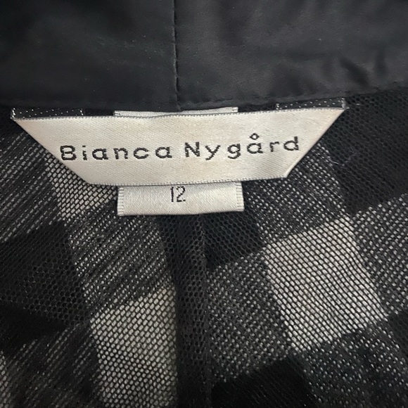 Beautiful Bianca nygard sheer top - Picture 5 of 5